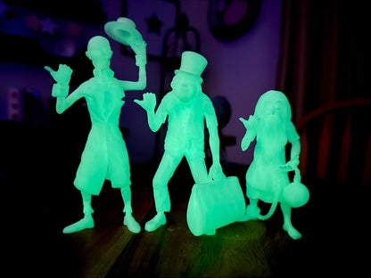 Haunted Mansions Hitchhiking Ghosts