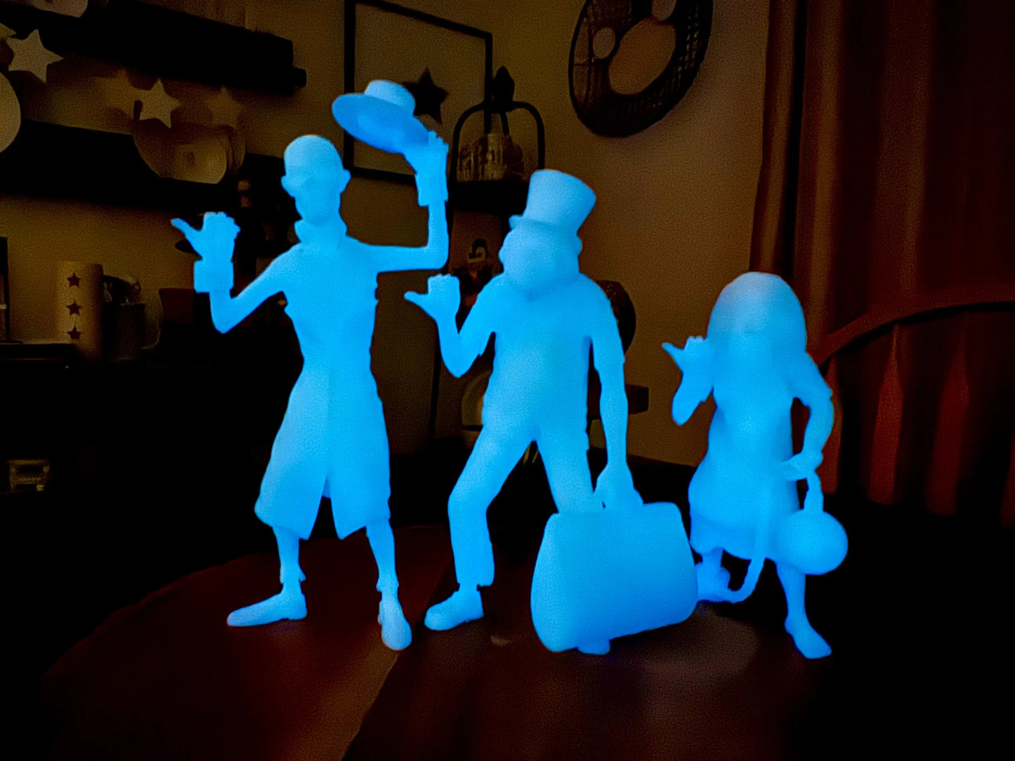 Haunted Mansions Hitchhiking Ghosts